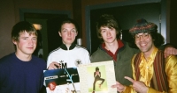 Nardwuar vs. Arctic Monkeys (2007): When Eccentric Meets Effortlessly Cool